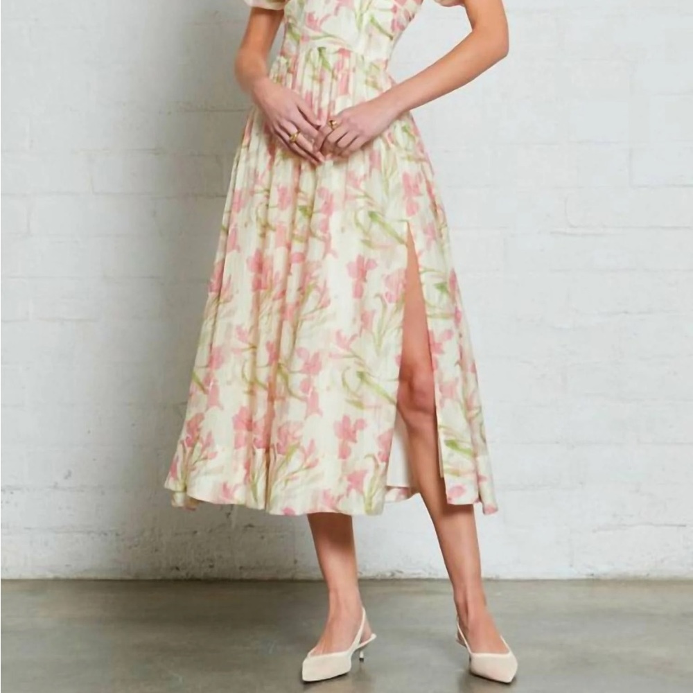 Astr Sasilia Floral Midi Dress Puff Sleeves - NWT